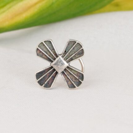 Engraved flower 92.5 sterling silver nose pin