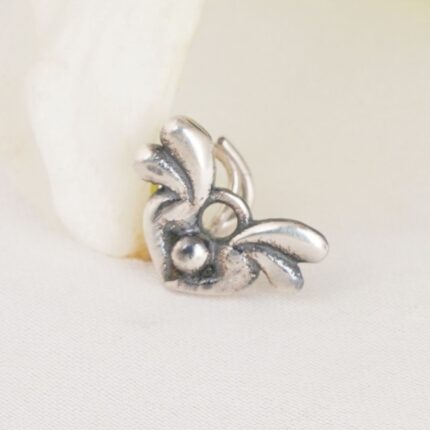 Petal 925 Silver Nose Pin